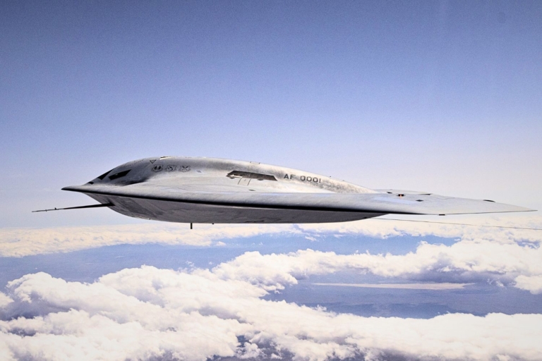 Northrop Grumman prodal testni B-21 ameriškemu letalstvu Northrop Grumman prodal testni B-21 ameriškemu letalstvu