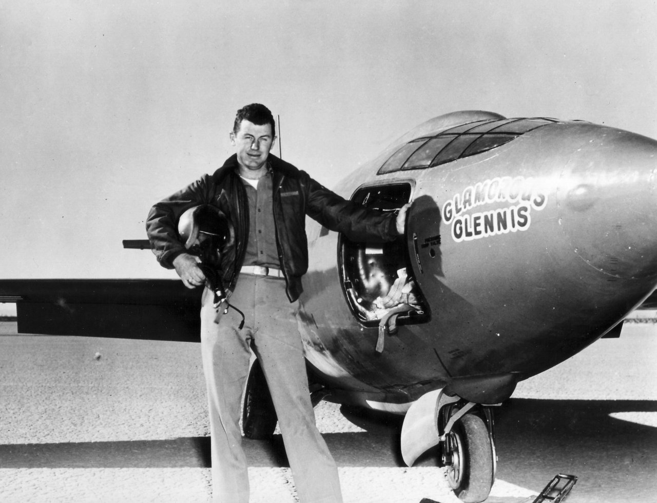 Pred 79 leti je Chuck Yeager prvi prebil zvočni zid